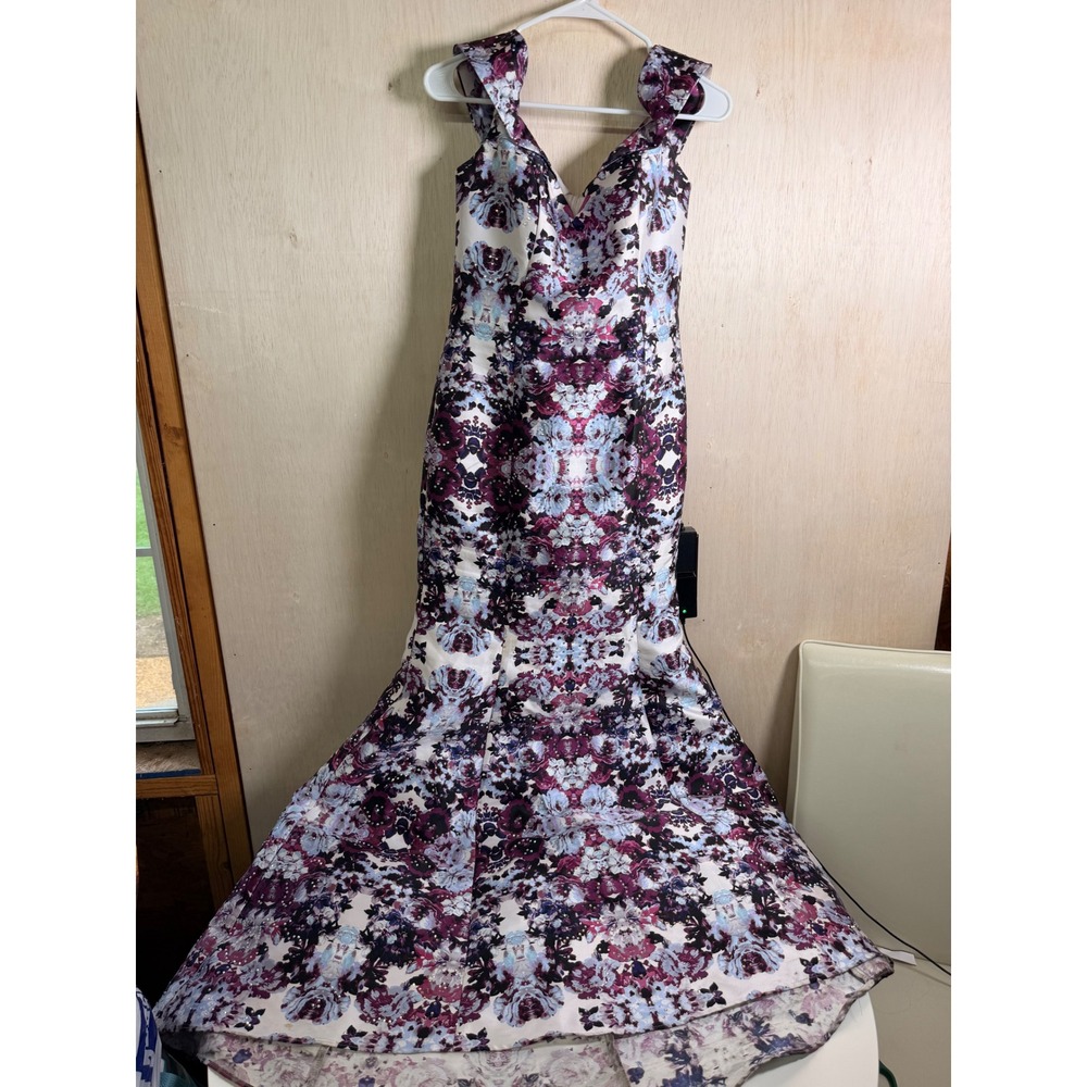 XSCAPE Floral Mermaid Gown Women 6 Purple Excellent Rhinestone Off-Shoulder